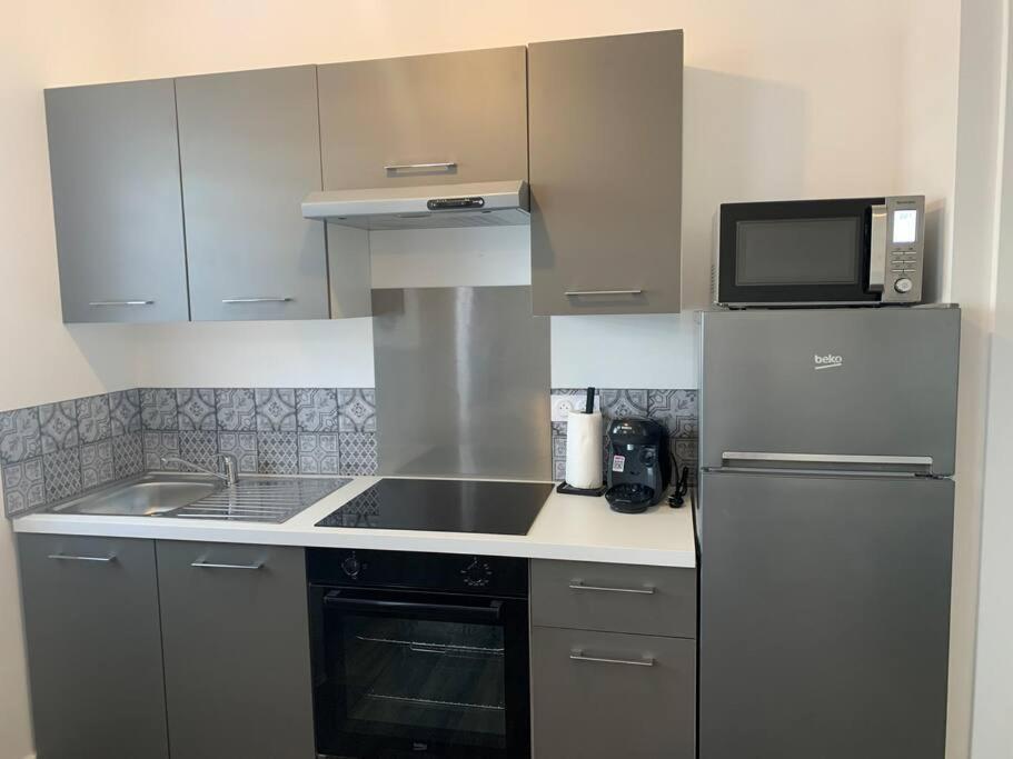 Appartement Renove A 200M De La Plage ชาแตเลยง-ปลาจ ภายนอก รูปภาพ