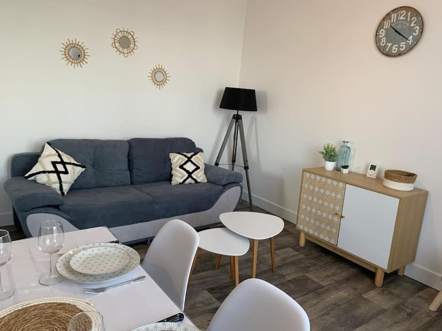 Appartement Renove A 200M De La Plage ชาแตเลยง-ปลาจ ภายนอก รูปภาพ